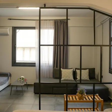 Virginia's Boutique Apartment *