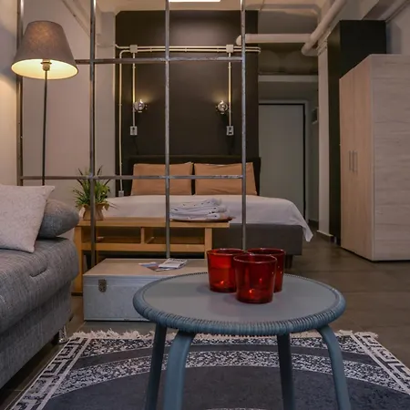Virginia's Boutique Apartment *